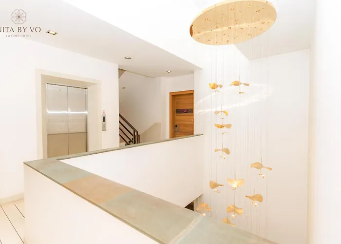 Nita By Vo Luxury